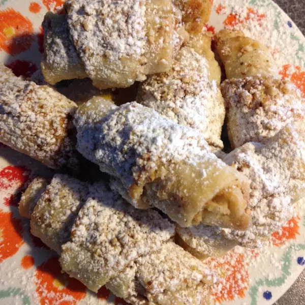 przepisy Rugelach z morelami i migdałami