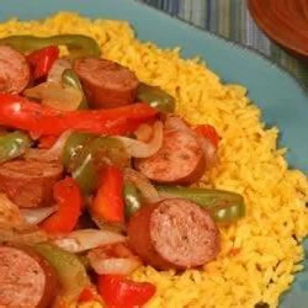 receta Riz jaune épicé et saucisse fumée