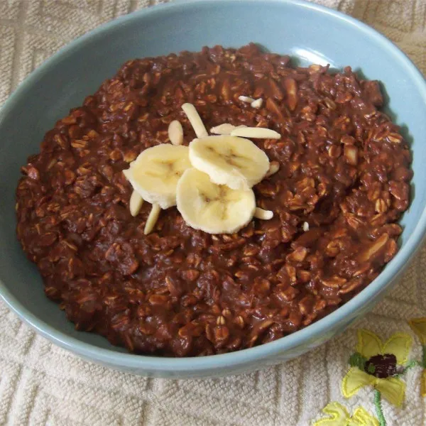 receta Avena Para El Desayuno Con Plátano, Chocolate Y Almendras