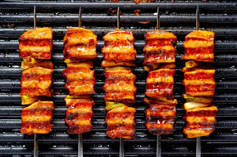 recette BBQ de poireaux au tofu végétalien coréen