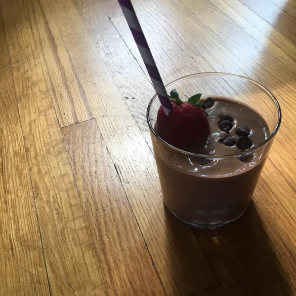 receta Smoothie au chocolat, aux bananes et aux arachides sans produits laitiers