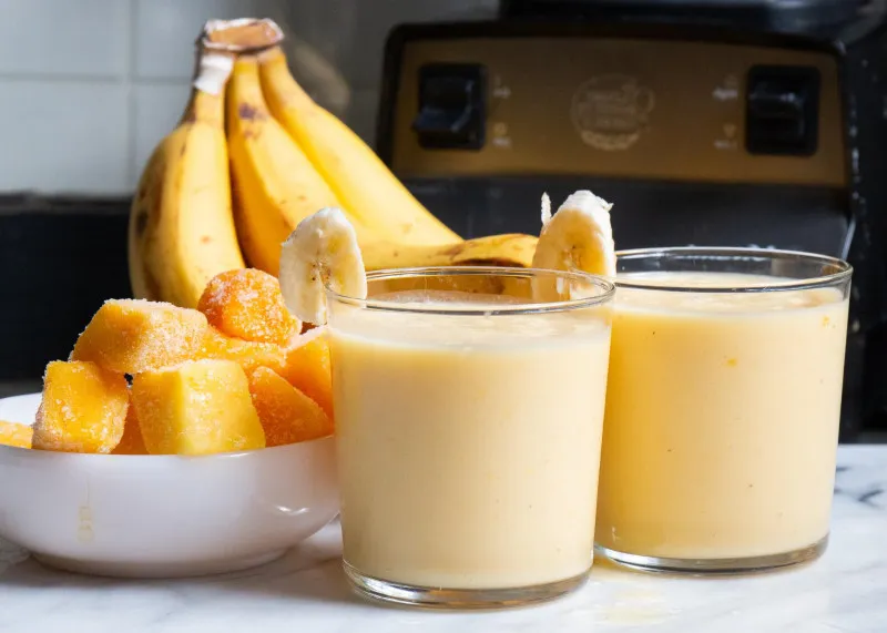 przepisy Easy Banana Mango Smoothie