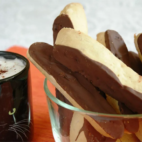 receta Biscotti à l'orange enrobée de chocolat