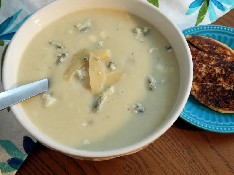 receta Bisque De Alcachofas Y Queso Azul