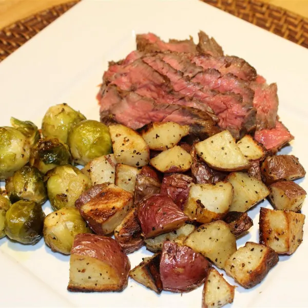 receta Bistec De Falda A La Parrilla Con Patatas Asadas