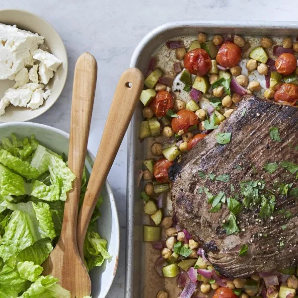 recetas Bistec De Flanco Griego Y Ensalada De Verduras