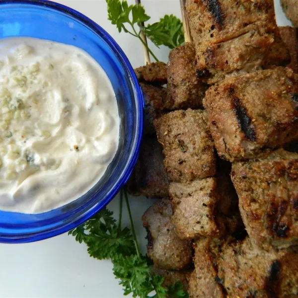 recetas Bocaditos De Bistec Ennegrecidos Con Salsa De Queso Azul