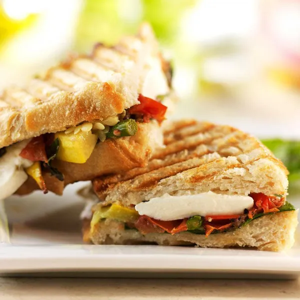 receta Bouchées de panini aux légumes rôtis