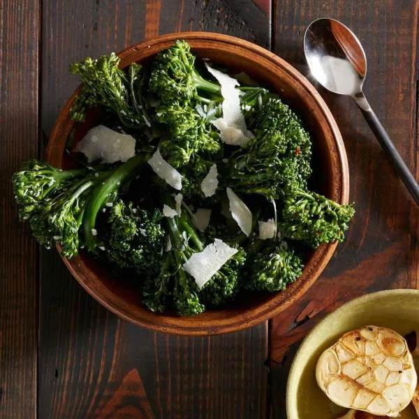 receta Broccolini Asado Con Ajo Y Parmesano