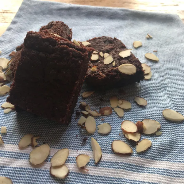 przepisy Przepisy na orzechowe brownie