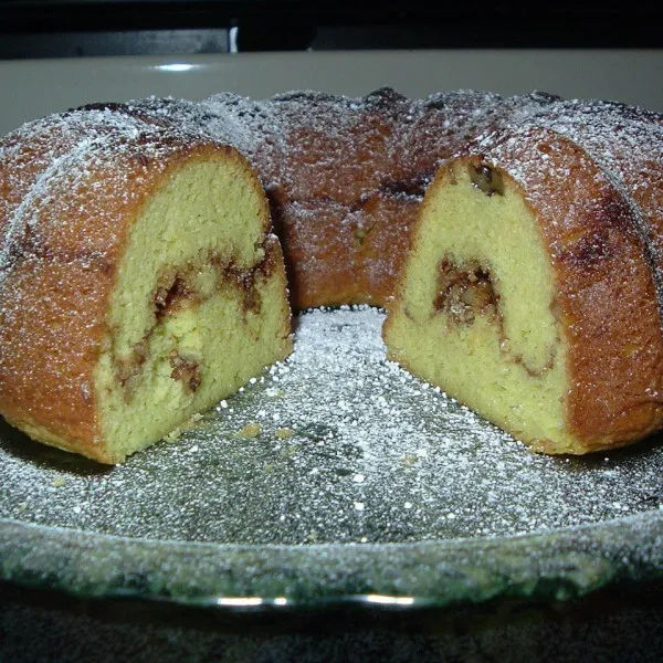 receta Gâteau Bundt aux pistaches et aux noix