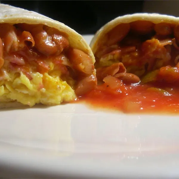 przepisy Burrito śniadaniowe