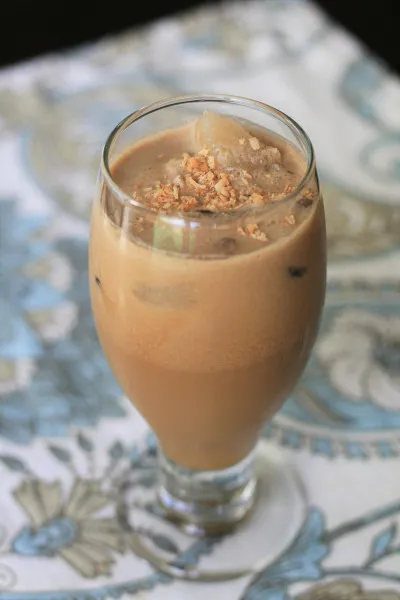 receta Café glacé à la noix de coco et à la cardamome