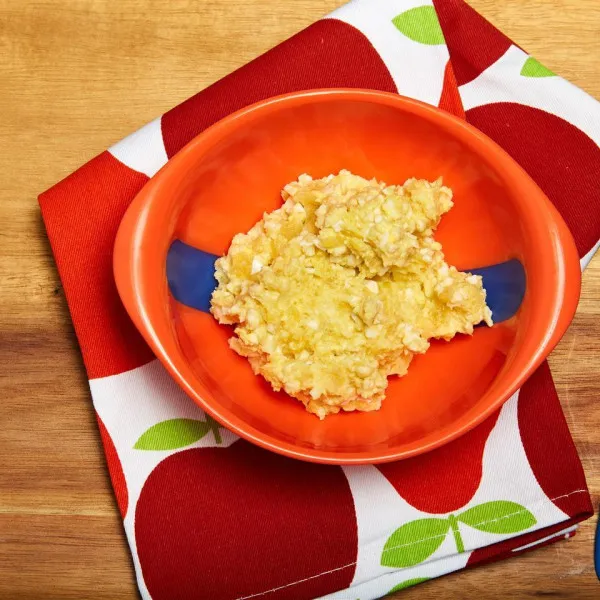 receta Céréales aux œufs pour bébés, aux pommes et au riz
