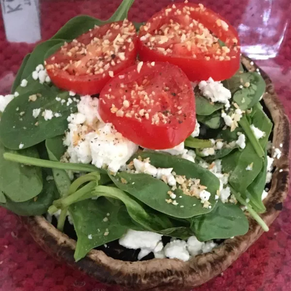 recette Champignons Portobello Farcis Aux Épinards Et Fromage Feta