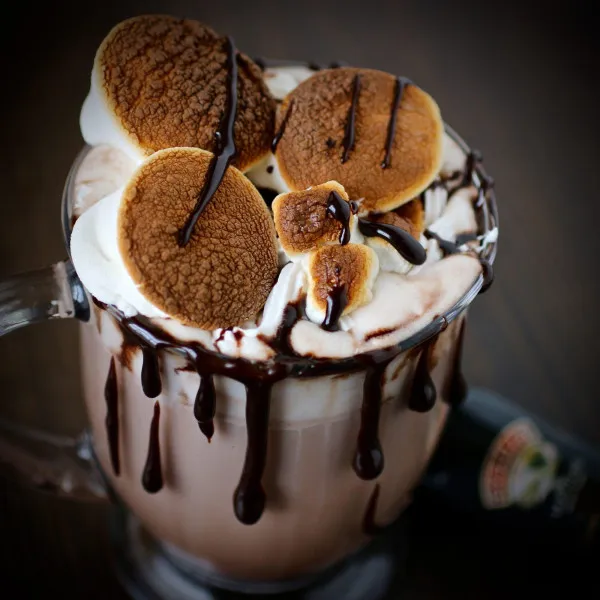 przepisy Baileys Hot Chocolate