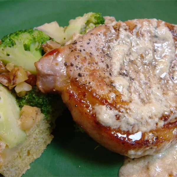 receta Chuletas De Cerdo Con Salsa De Queso Azul