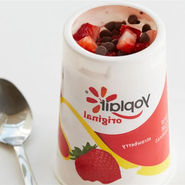 recetas Copa Doble De Yogur De Fresa Bañada En Chocolate
