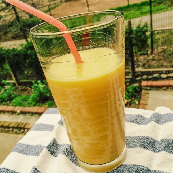 recette Délicieuse boisson aux agrumes et à la mangue