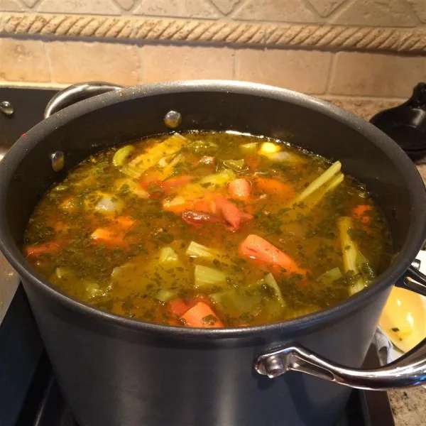 receta Le Meilleur Bouillon de Légumes du Monde