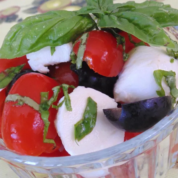 receta Salade Caprese aux cerises