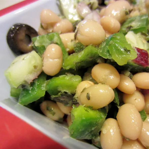 receta Salade de Haricots Blancs et Artichauts