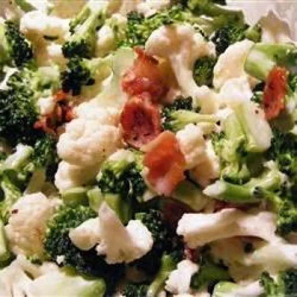 receta Salade de brocolis et de chou-fleur