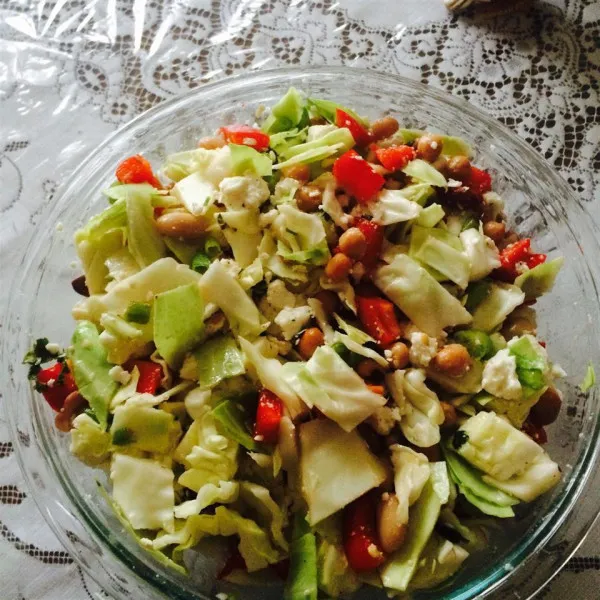receta Salade de Haricots Rouges à la Feta et aux Poivrons