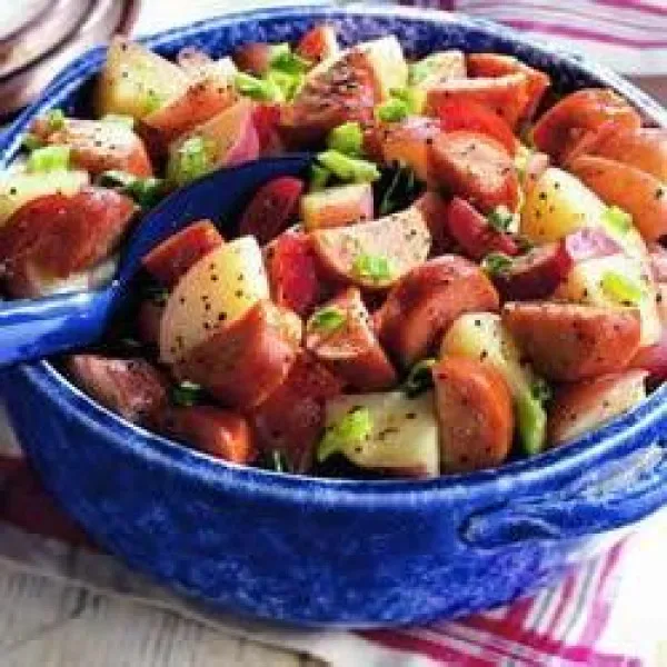 receta Salade de pommes de terre à la saucisse fumée