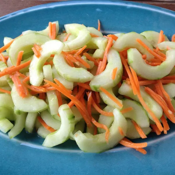 receta Salade de concombre, carotte et gingembre
