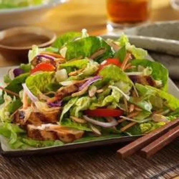 receta Salade de poulet grillé des îles asiatiques