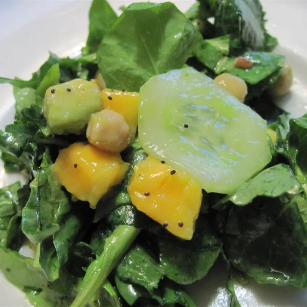 receta Kale, Avocat, Mangue, Pois Chiche Salade D'Été Avec Vinaigrette Aux Agrumes Graines De Pavot
