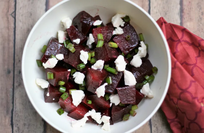 receta Salade de betteraves rôties facile au fromage de chèvre