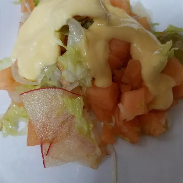 receta Salade de fruits festive avec vinaigrette au yogourt à l'orange