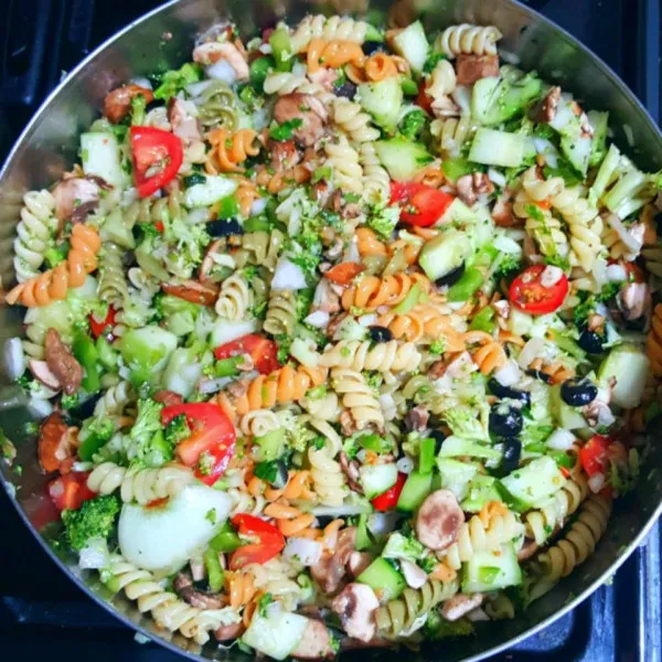 przepisy Sałatka Rainbow Rotini