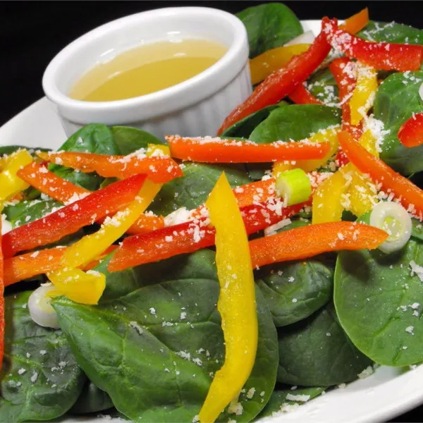 receta Super Easy Spinach Red Salade de poivrons