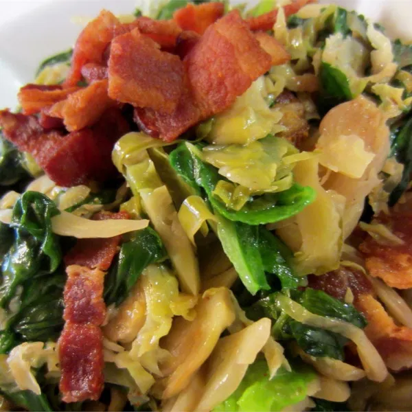 receta Salade tiède Choux de Bruxelles, bacon et épinards