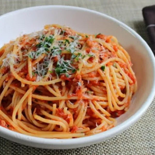 receta Espaguetis Con Atún Del Chef John