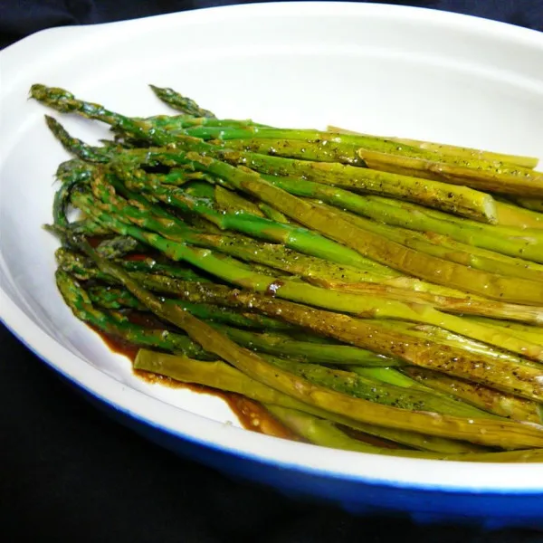 receta Espárragos Al Horno Con Salsa De Mantequilla Balsámica