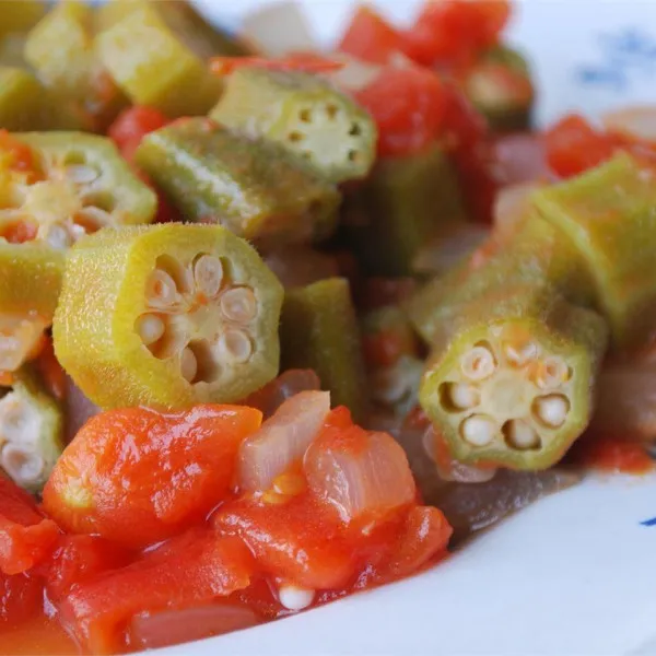 receta Ragoût de boeuf, tomates et gombo