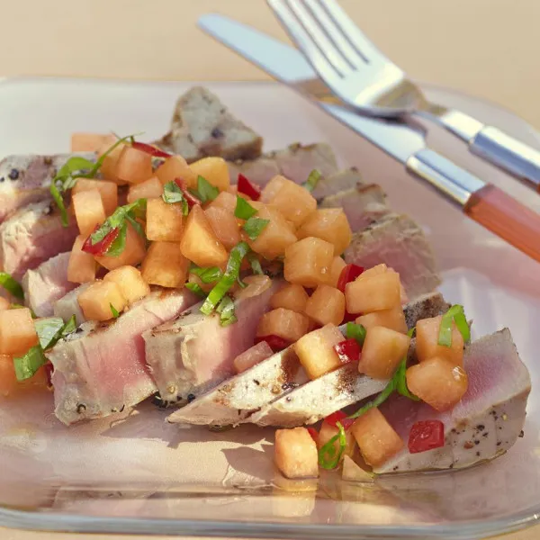 przepisy Steki z tuńczyka w sosie melonowym