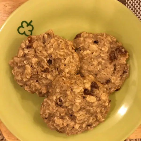 receta Biscuit à l'avoine et aux raisins à faible teneur en sucre