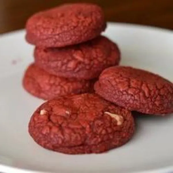receta Biscuits Aux Morceaux De Velours Rouge Et De Chocolat Blanc