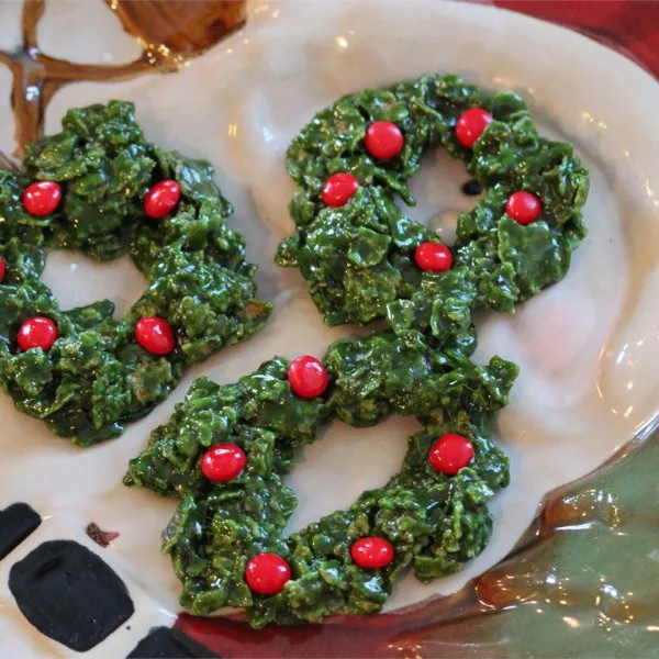 receta Biscuits de couronne de flocons de maïs de Noël