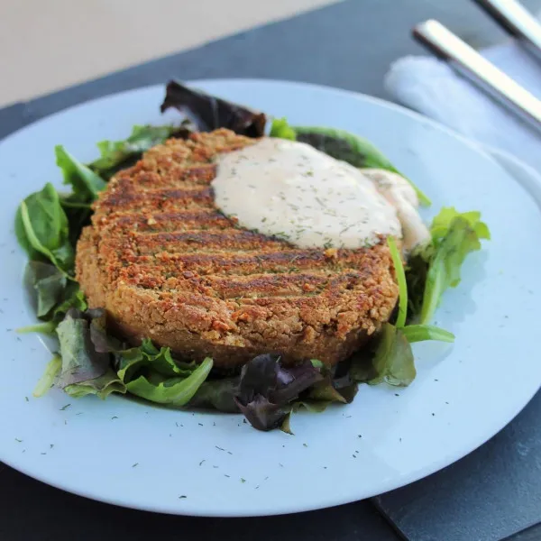 receta Burger de pois chiches à 4 ingrédients pour un (végétalien)