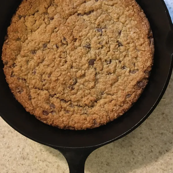 receta Crème glacée aux biscuits aux pépites de chocolat à la poêle