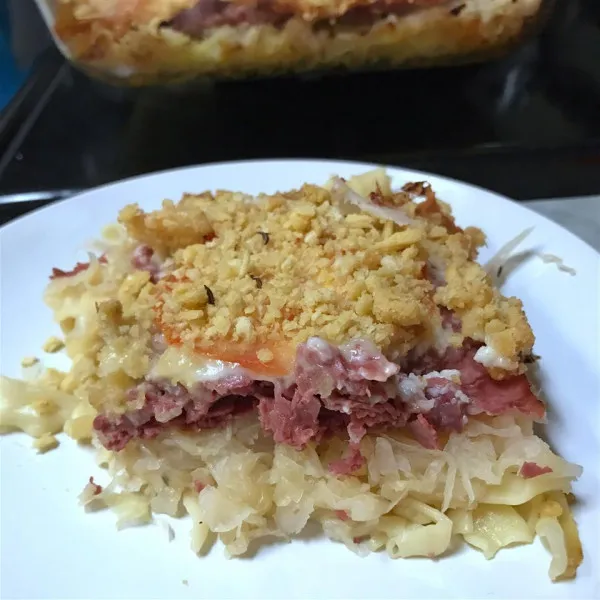 przepisy Reuben Noodle Bake