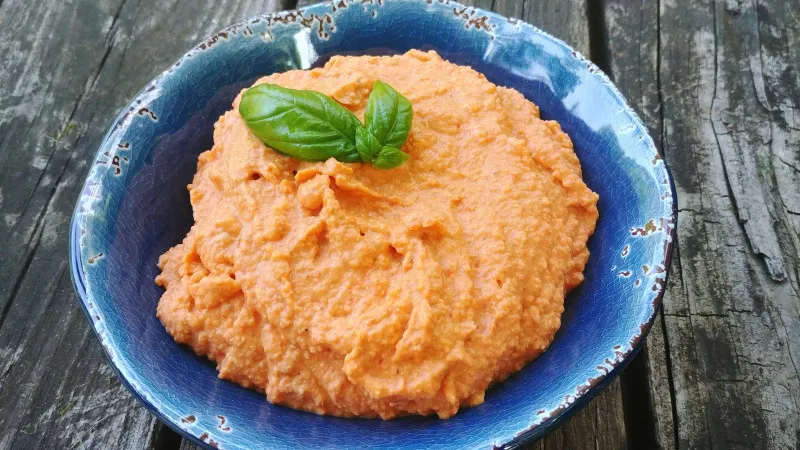 receta Hummus aux poivrons rouges rôtis facile