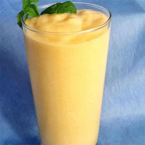 przepisy Restaurant Style Mango Lassi