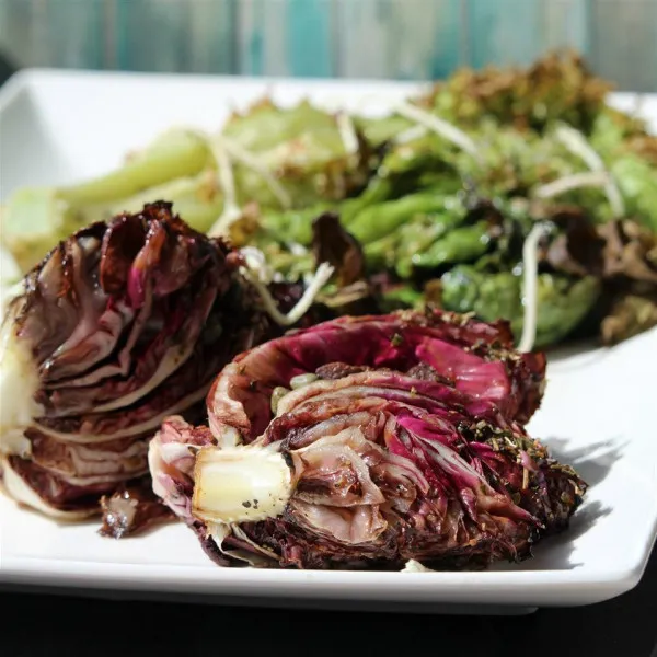 Przepis Pieczona Sałata, Radicchio i Endywia